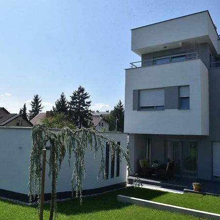 Villa Mami Загреб Екстер'єр фото